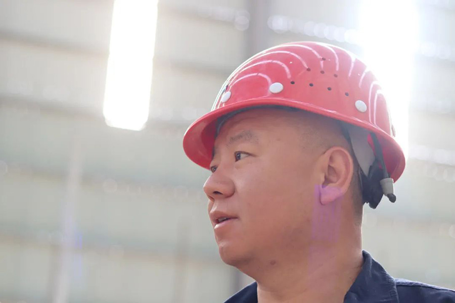 先锋故事 敬业模范‖兢兢业业，奋战一线——卢文龙