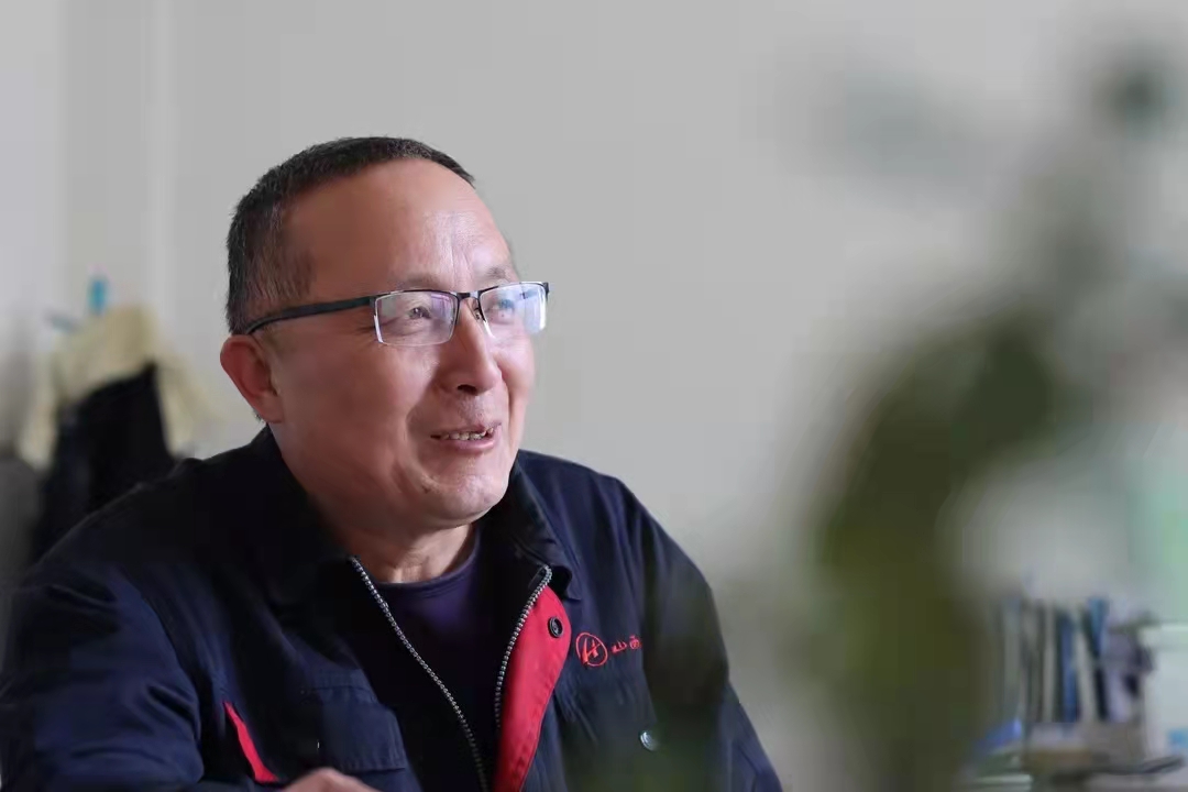 先锋故事||技术精湛，谦逊友善——李基伟