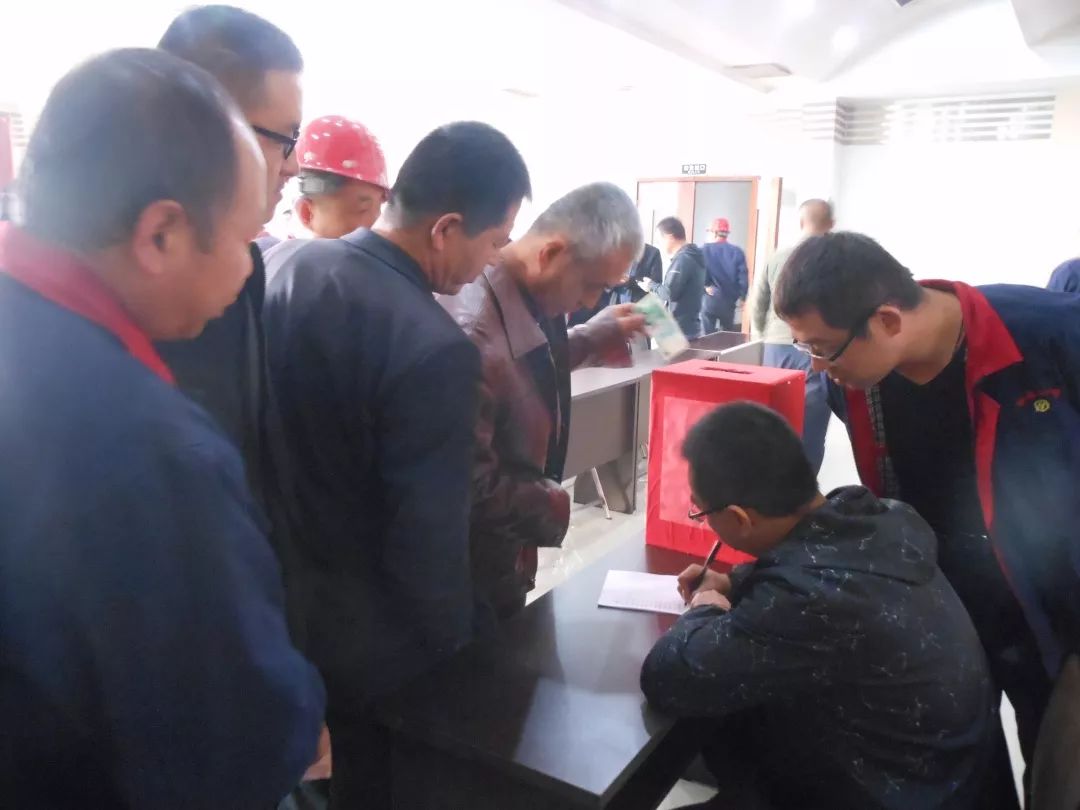 行者无疆，关怀无微不至；美善铺就，百载朝锦暮绣(图13)